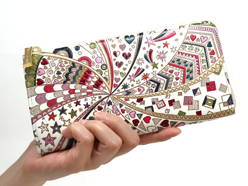 Glossy Hearts L-shaped Long Wallet