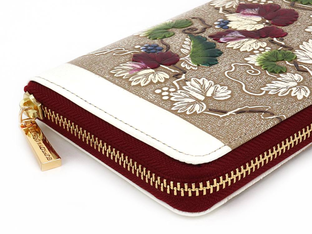 Wild Grapes Zippered Long Wallet