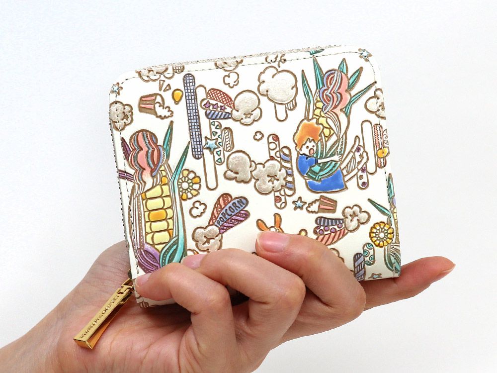 Popcorn Girl (Pastel colors) Zip Around Bi-Fold Wallet