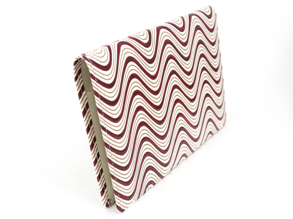 YOKONAMI Waves (Wine) Passport Case
