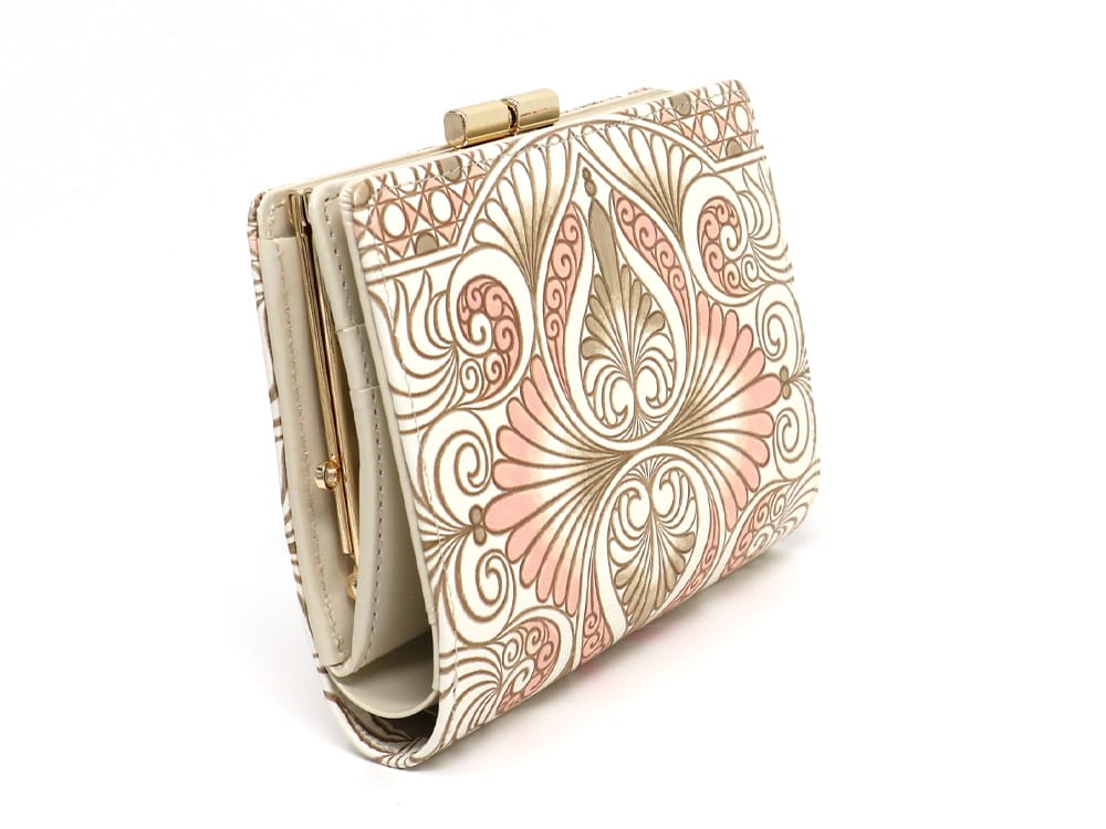 Rocaille (Pink) GAMASATSU Square Billfold with Clasp