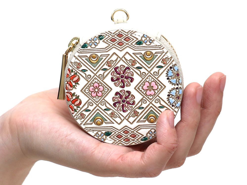 HANABISHI - Traditional Flower Patterns Macaron Pouch