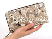 Arabesque (Brown) Zippered Long Wallet