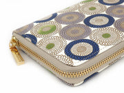 Umbrella Chrysanthemums (Shimmering Blue) Zippered Long Wallet