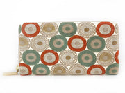 Umbrella Chrysanthemums (Spring Grass) Zippered Long Wallet
