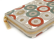 Umbrella Chrysanthemums (Spring Grass) Zippered Long Wallet