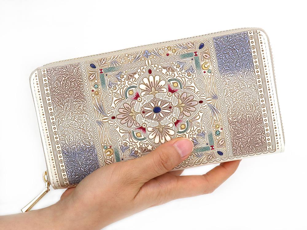 Fantasy Tapestry Zippered Long Wallet