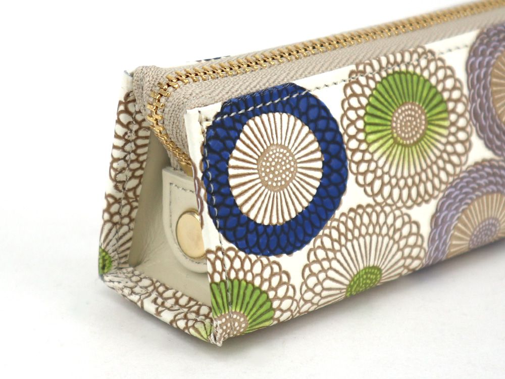 Umbrella Chrysanthemums (Shimmering Blue) Pen Case