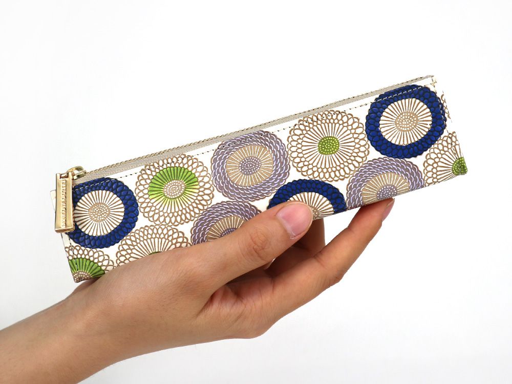 Umbrella Chrysanthemums (Shimmering Blue) Pen Case