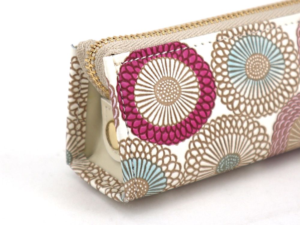 Umbrella Chrysanthemums (Peach Blossom) Pen Case