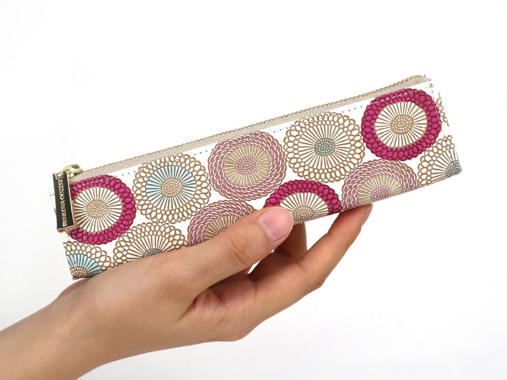 Umbrella Chrysanthemums (Peach Blossom) Pen Case
