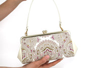 Antique Lace (Pink) GAMAGUCHI Clasp Clutch Purse