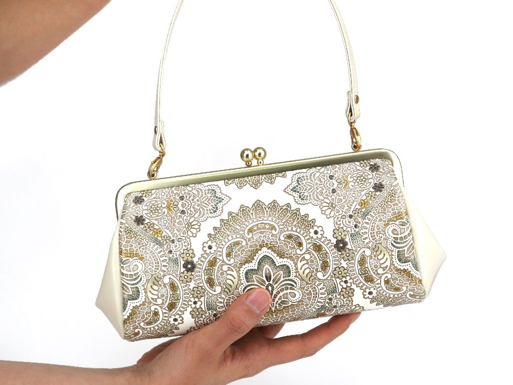 Antique lace(Green) GAMAGUCHI Clasp Clutch Purse