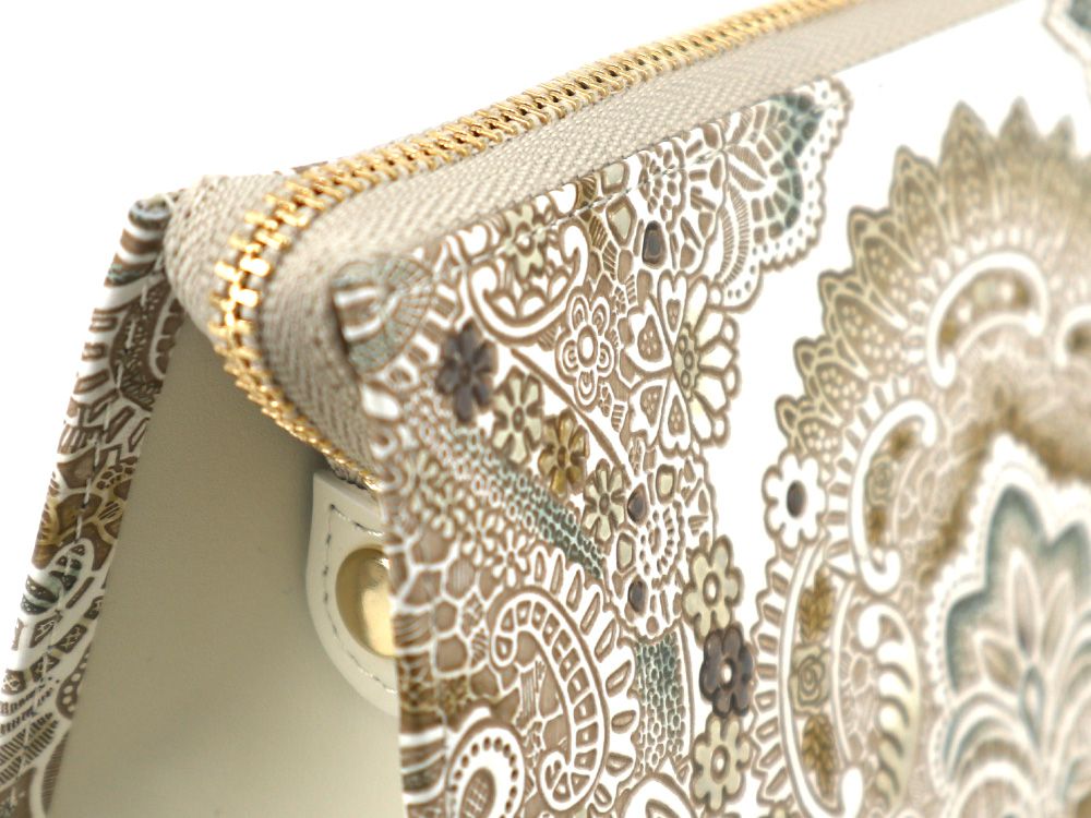 Antique lace (Green) Pouch