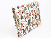 MEIHUA - Plum Blossom Passport Case