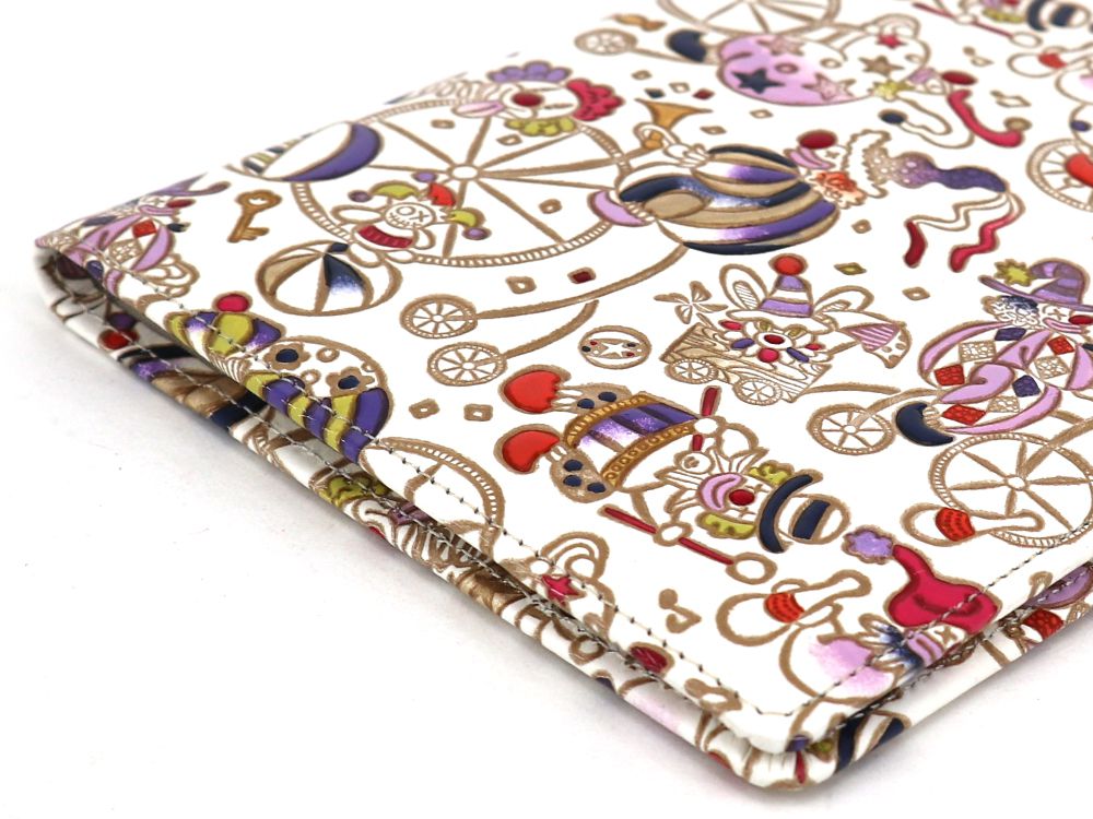 Pierrot (Purple) Passport Case