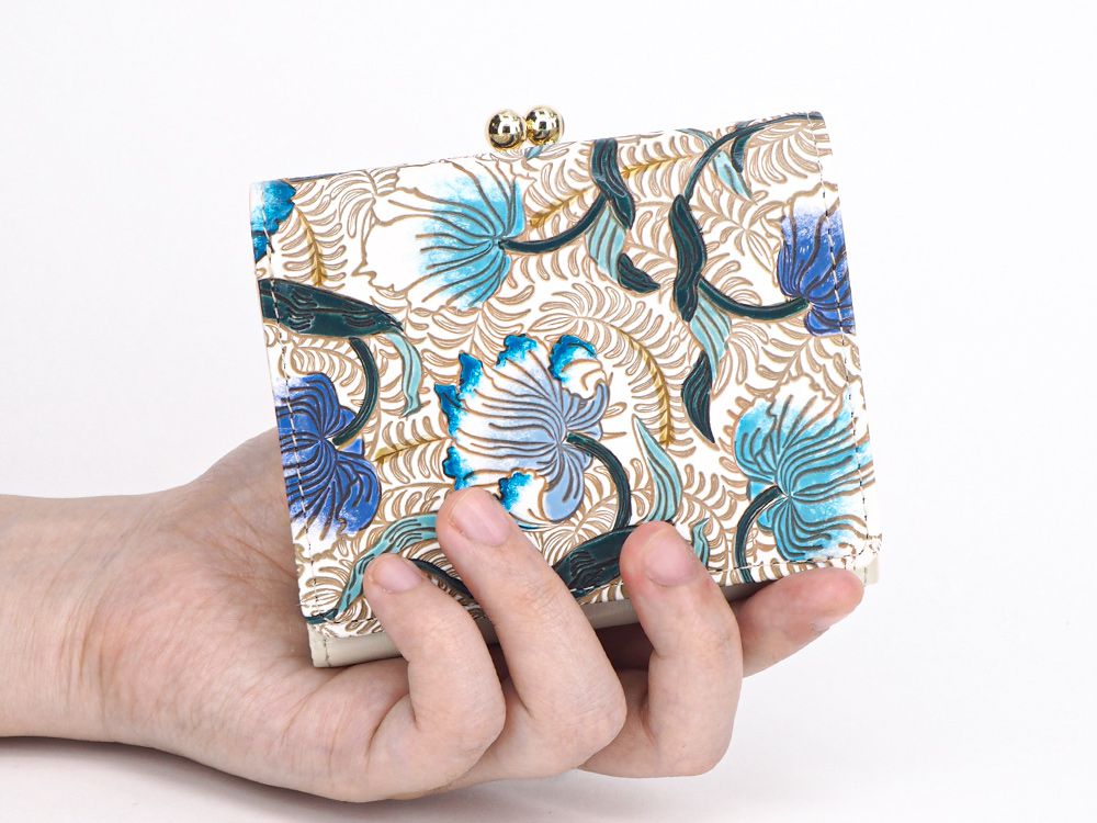 North Garden (Turquoise) Small GAMAGUCHI Trifold Wallet