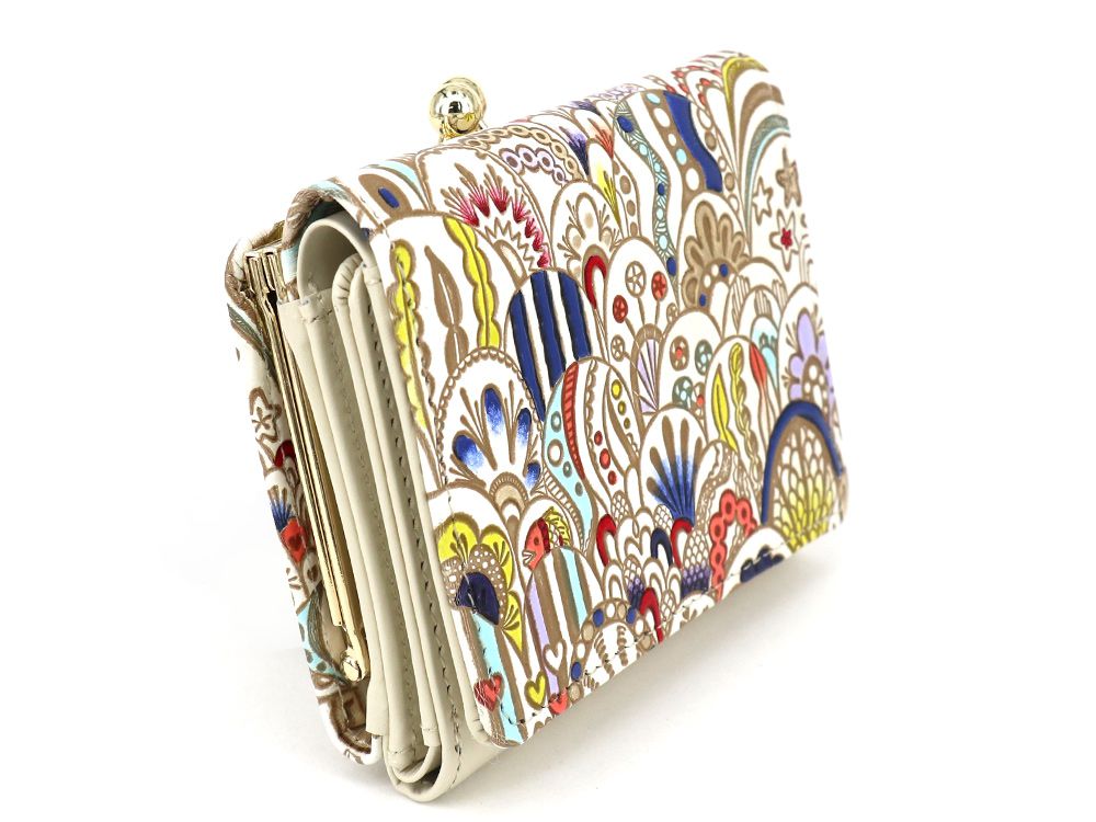 Dreaming Shells Small GAMAGUCHI Trifold Wallet
