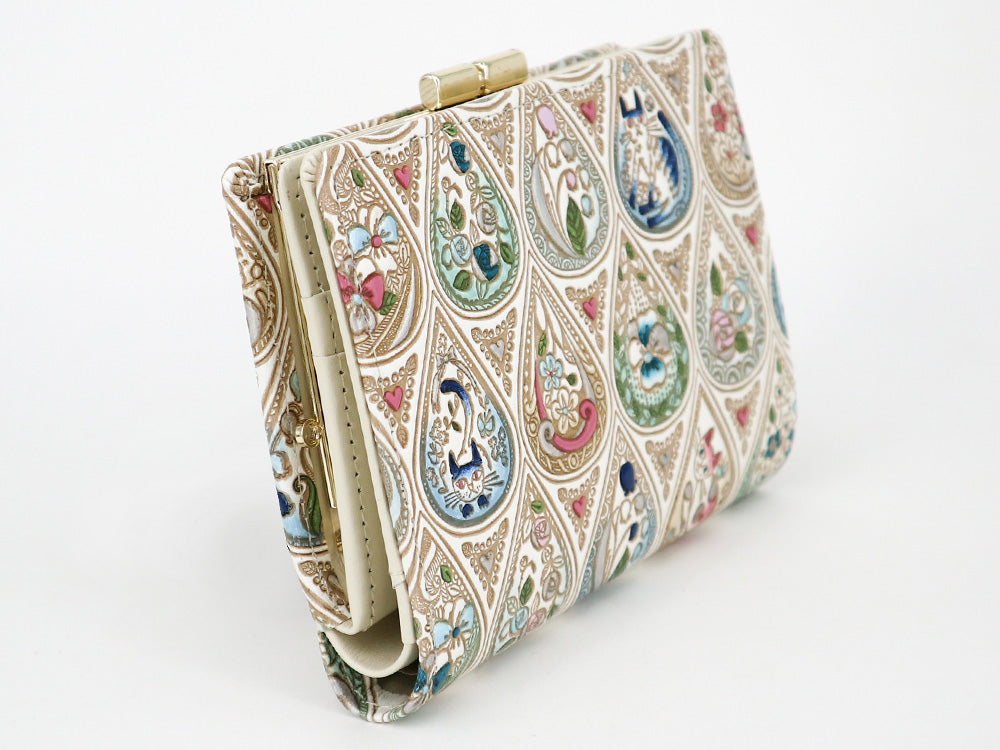 Flowers and Cats (Indigo) GAMASATSU Square Billfold with Clasp