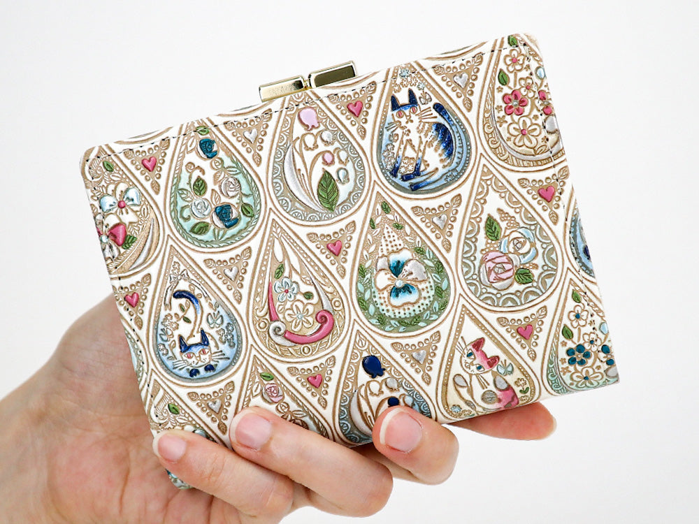 Flowers and Cats (Indigo) GAMASATSU Square Billfold with Clasp