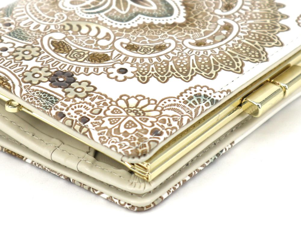 Antique Lace (Green) GAMASATSU Square Billfold with Clasp