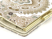 Antique Lace (Green) GAMASATSU Square Billfold with Clasp