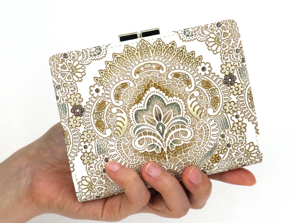 Antique Lace (Green) GAMASATSU Square Billfold with Clasp