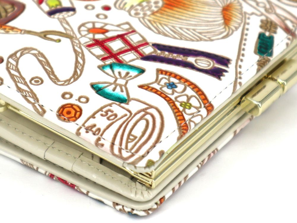 Sewing (Limited Edt.) Square Billfold with Clasp