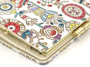 Garden Square Billfold with Clasp
