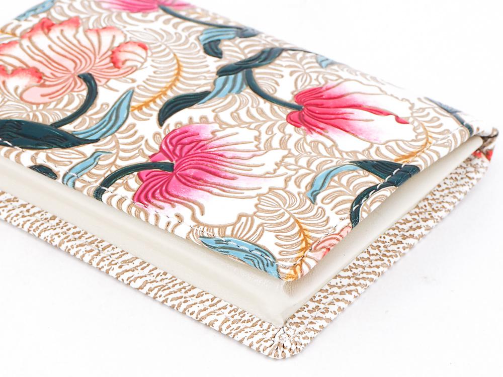 North Garden (Coral) Square Coin Purse