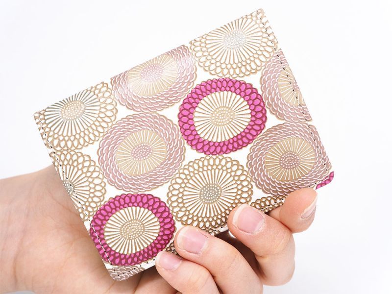 Umbrella Chrysanthemums (Peach Blossom) Square Coin Purse