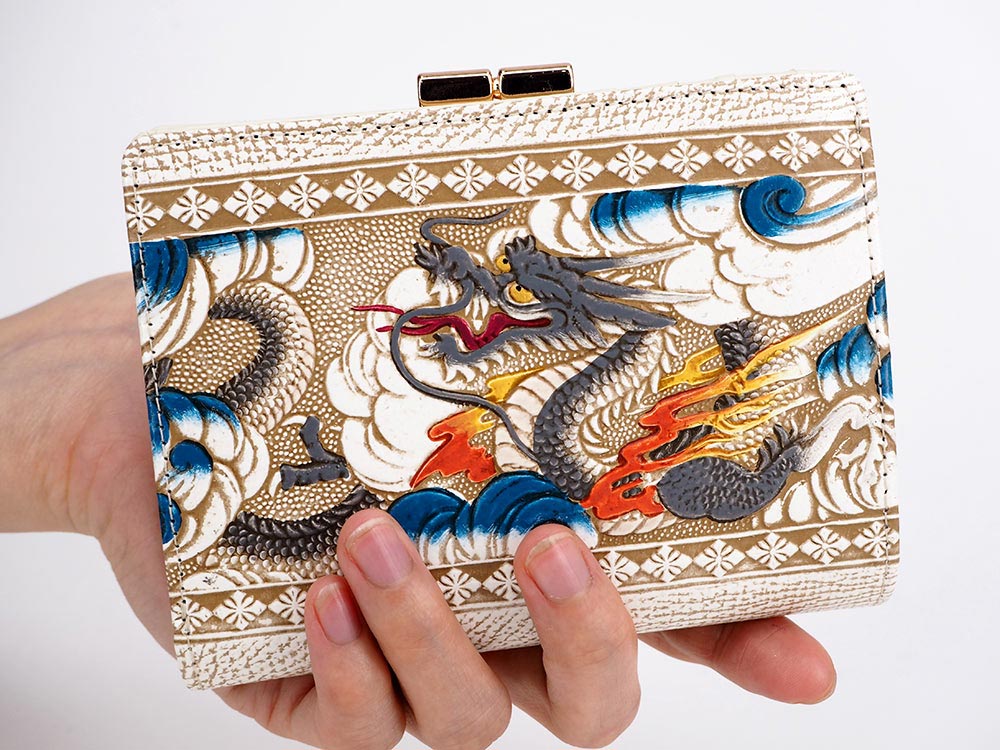 Dragon (Gray) GAMASATSU Square Billfold with Clasp