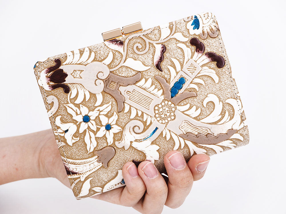 Arabesque (Brown) GAMASATSU Square Billfold with Clasp