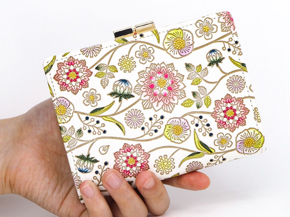 Dahlia (Berry Pink) GAMASATSU Square Billfold with Clasp