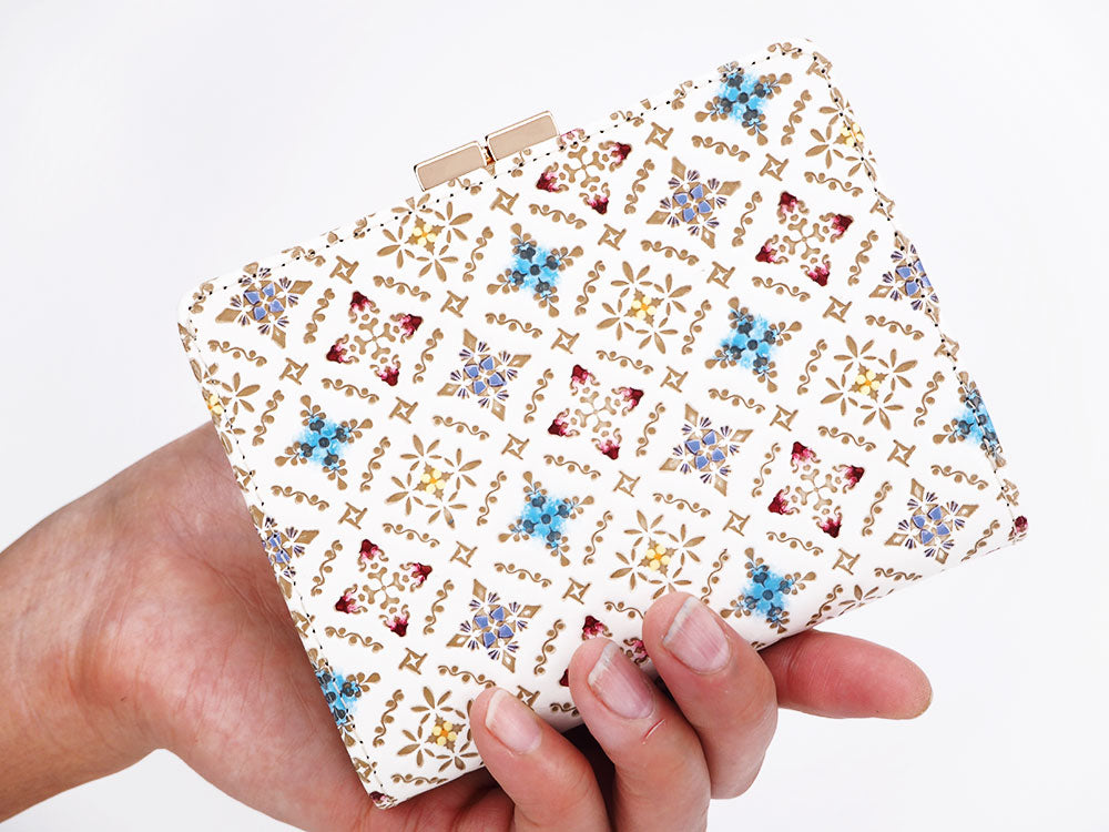 Lace GAMASATSU Square Billfold with Clasp