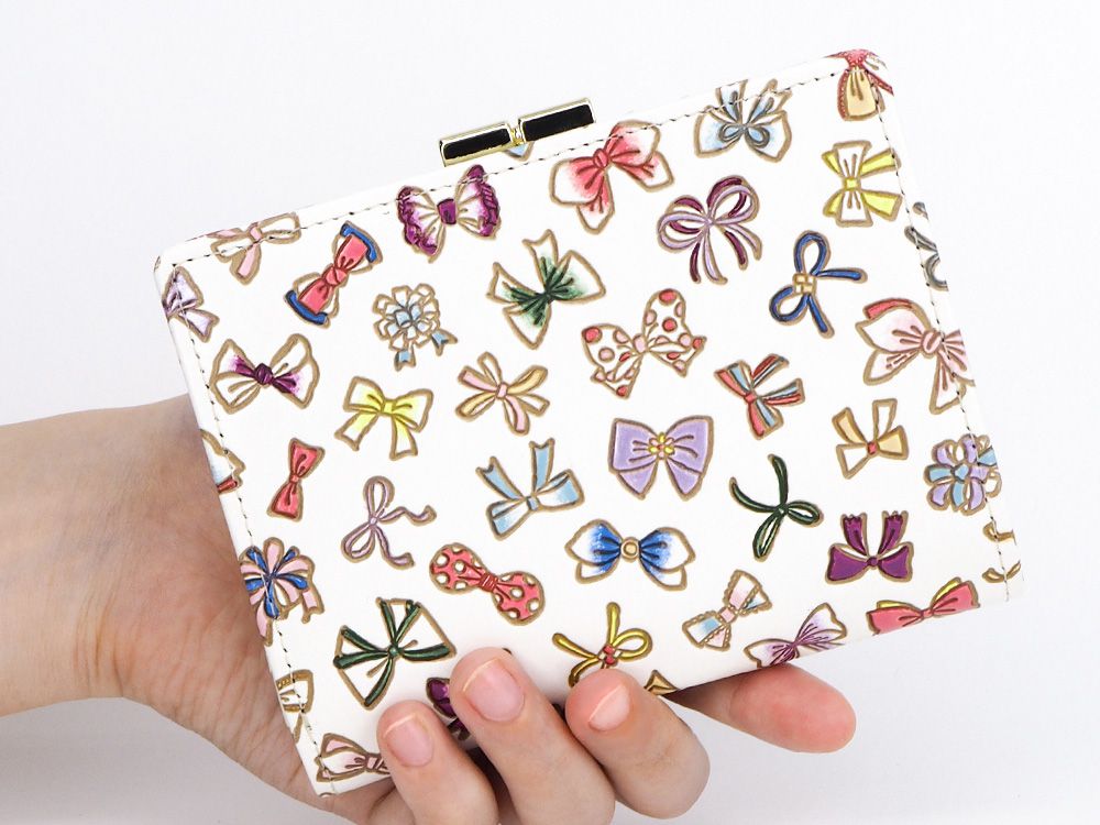 Tiny Ribbons GAMASATSU Square Billfold with Clasp