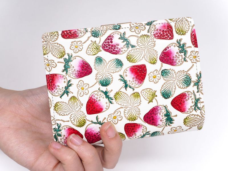 Strawberries GAMASATSU Square Billfold with Clasp