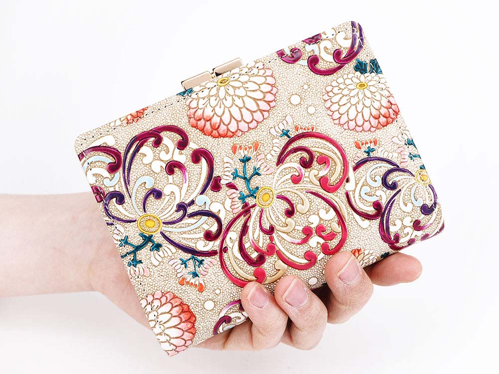 RANGIKU - Firework Chrysanthemums (Wine&Pink) GAMASATSU Square Billfold with Clasp