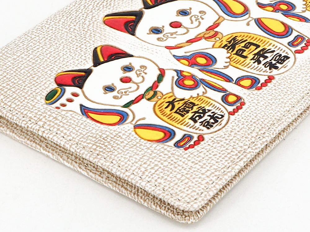 MANEKINEKO - Lucky Cat Passport Case