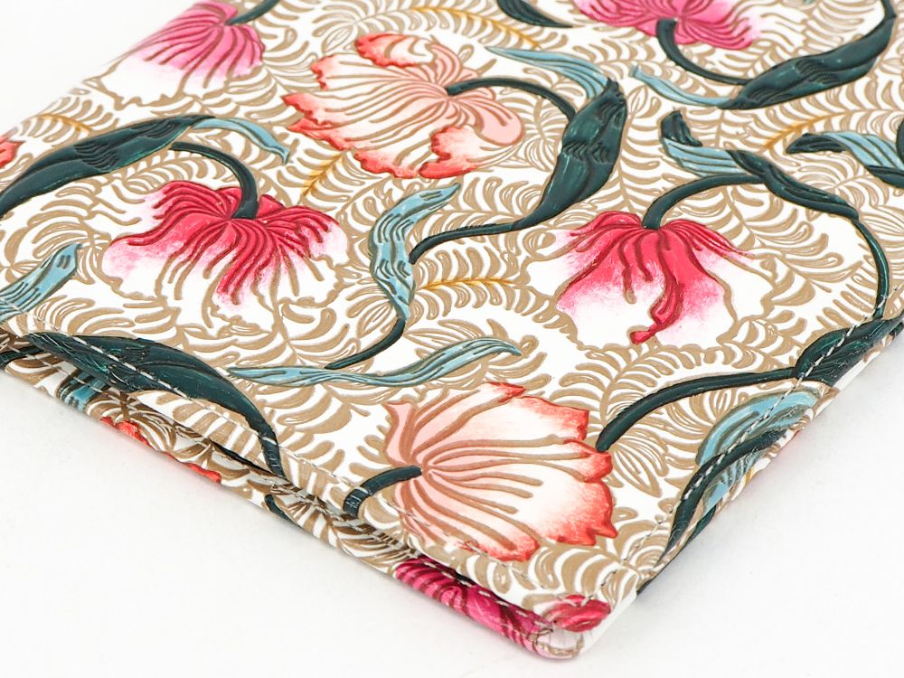 North Garden (Coral) Passport Case