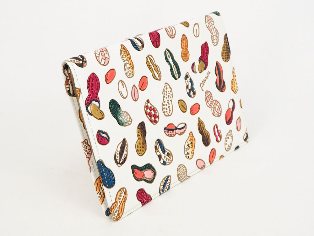 Peanuts Passport Case