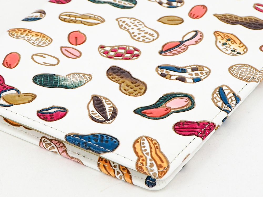 Peanuts Passport Case