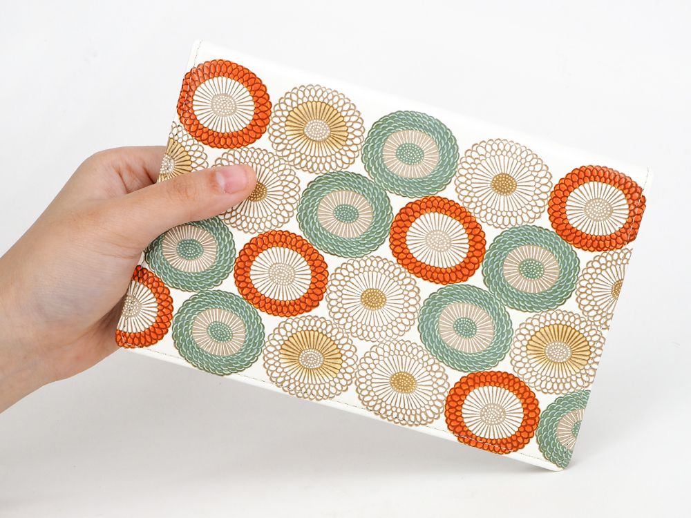 Umbrella Chrysanthemums (Spring Grass) Passport Case