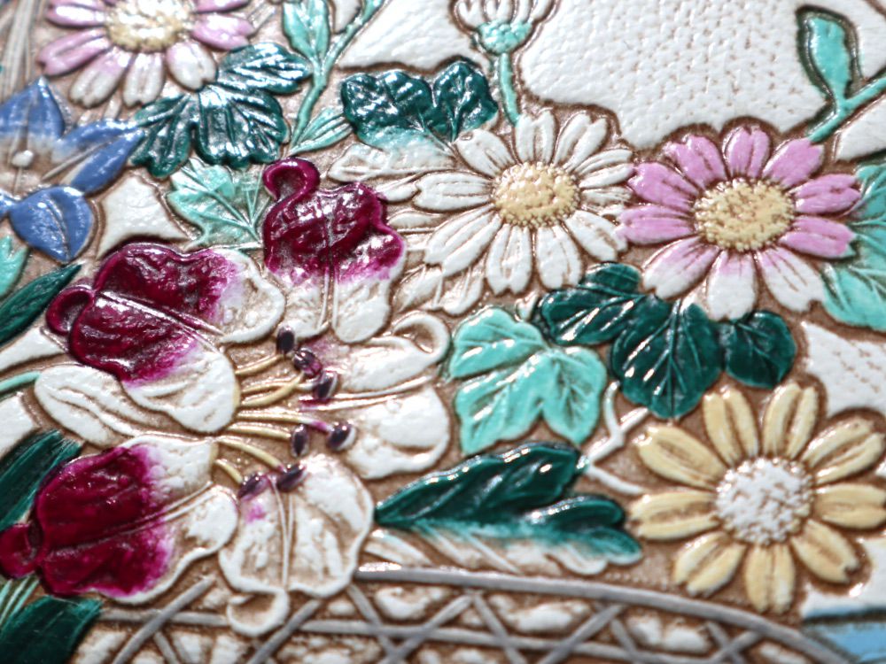 Lilies Zippered Long Wallet