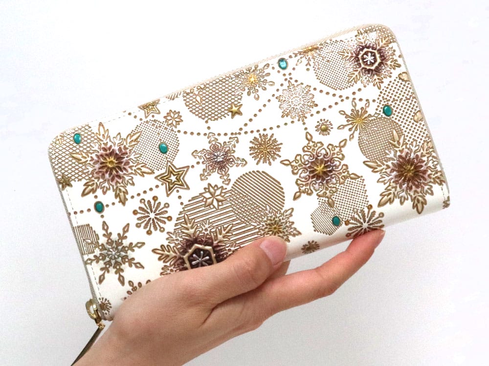 Snow Ornaments (Brown) Zippered Long Wallet