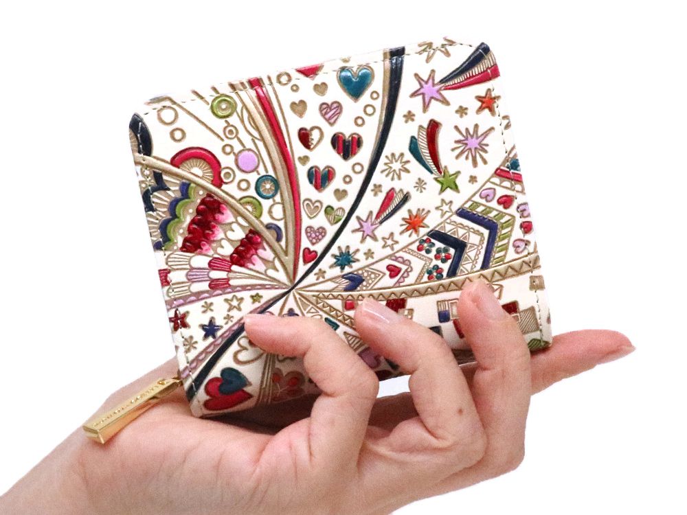 Glossy Hearts Zip Around Bi-Fold Wallet