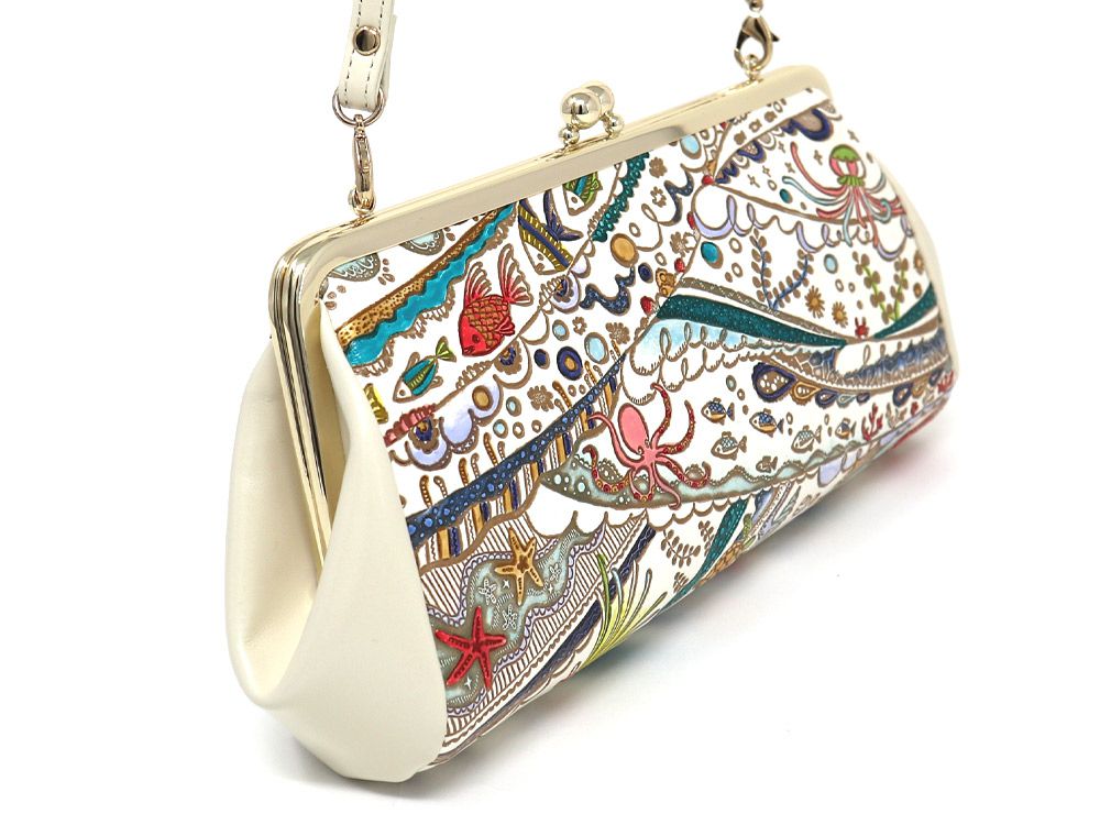 Ocean Clasp Clutch Purse