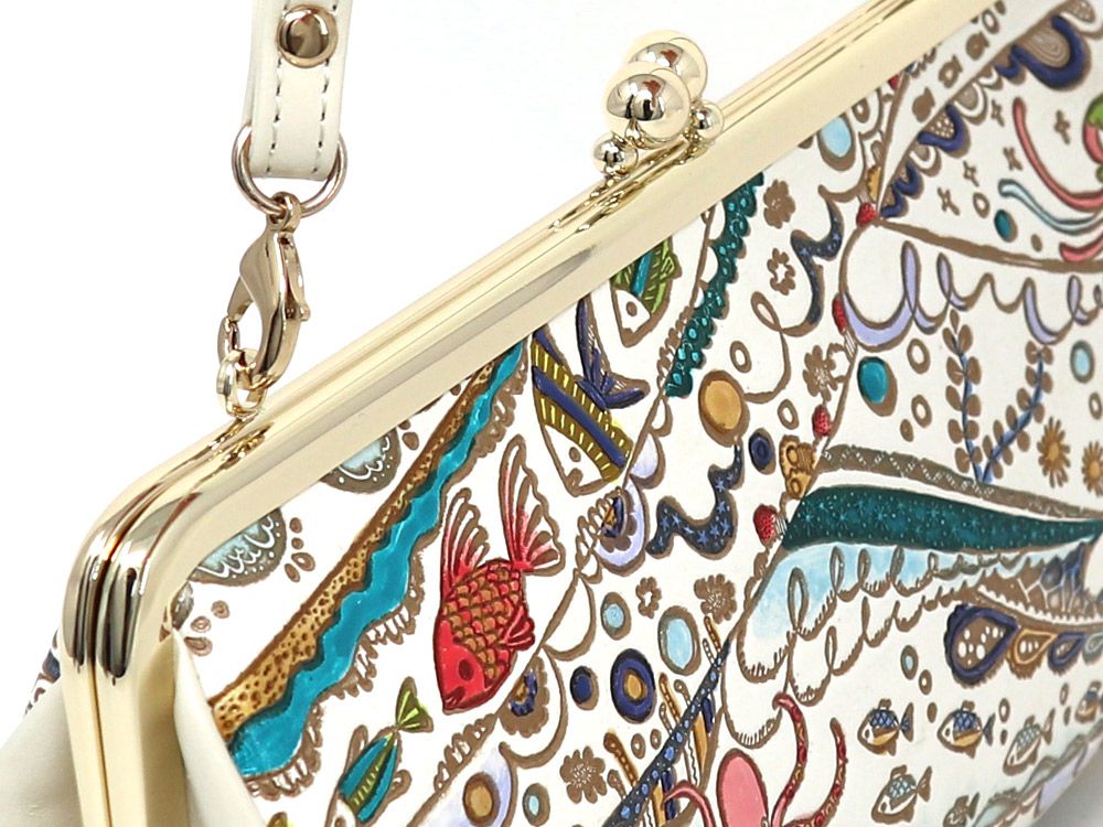 Ocean Clasp Clutch Purse