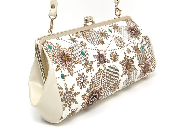 Snow Ornaments (Brown) GAMAGUCHI Clasp Clutch Purse