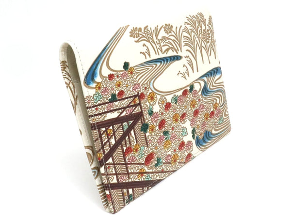 Royal Chrysanthemum Passport Case